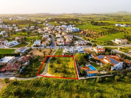 Residential field in Geri, Nicosia