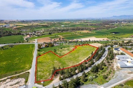 Residential field in Malounta, Nicosia