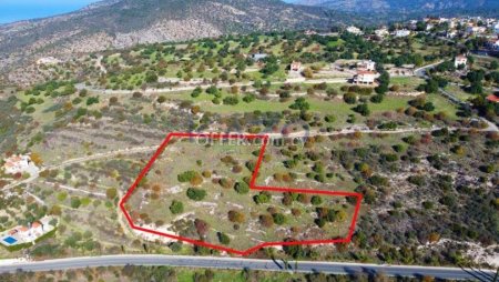 Residential field in Peristerona, Paphos