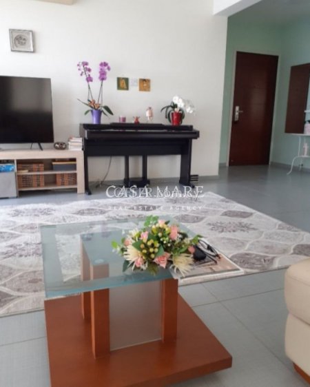 2 bedroom penthouse apartment in Pallouriotissa, Nicosia