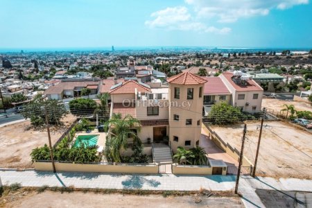 6 Bed Detached Villa for Sale in Agia Fyla, Limassol