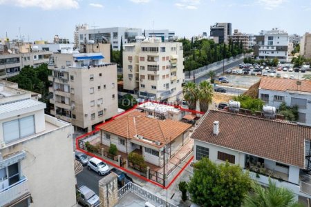 House in Agioi Omologites, Nicosia