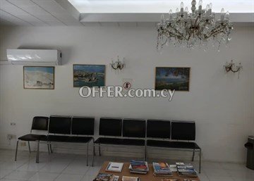 Three-Storey 6 Bedroom House With Swimming Pool  In Agios Dometios, Ni