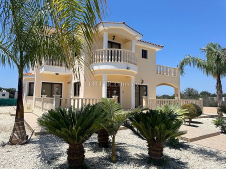 4 Bed Detached Villa for rent in Chlorakas, Paphos