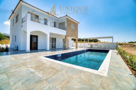 Resale Renovated Villa In Kissonerga