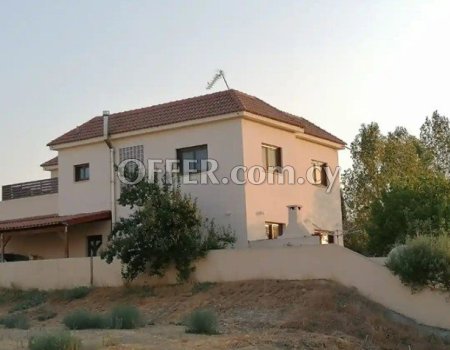 For Sale, Four-Bedroom Detached House in Deftera