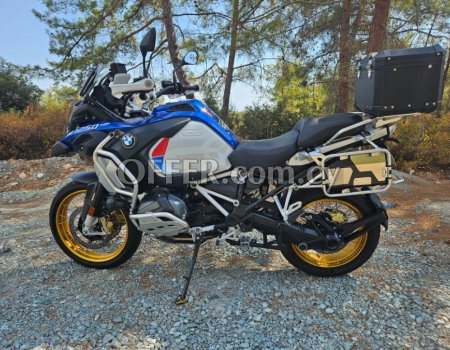 Bmw r1250gs adventure