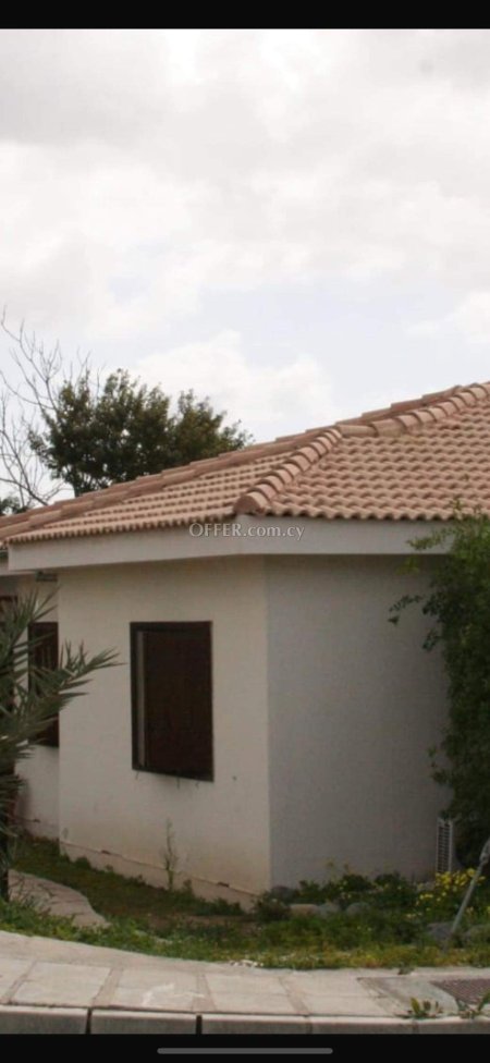 3-bedroom Detached Villa 117 sqm in Kolossi