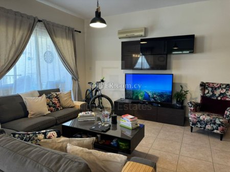 Resale 2 bedroom apartment with swimming pool in Germasogia