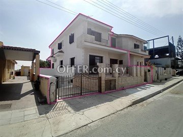 Four bedroom house with basement in Strovolos, Nicosia