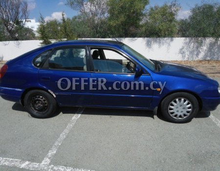 1997 Toyota Corolla 1.6L Petrol Manual Hatchback