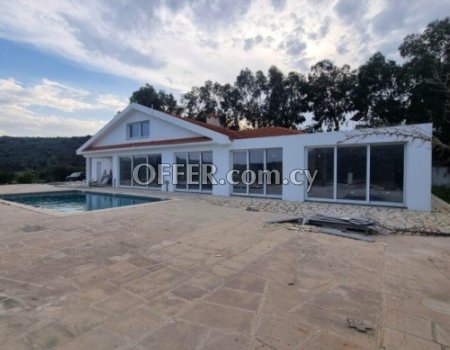 Luxurious 5+1 Bedroom Bungalow for Sale in Akrounta, Limassol