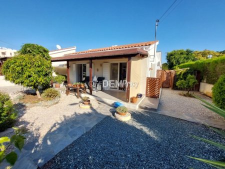 Bungalow For Sale in Tremithousa, Paphos - DP4294