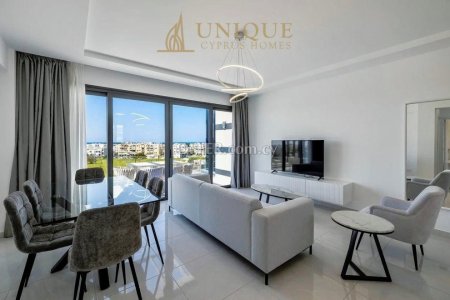 Modern New Penthouse in Universal area