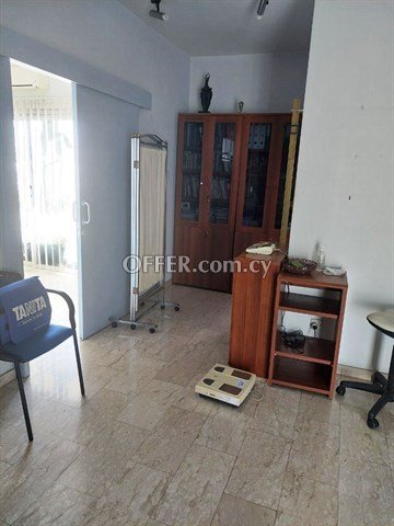  Spacious 3 Bedroom Apartment In Central Location In Acropolis, Nicosi