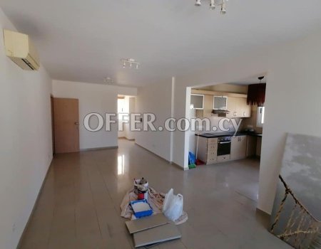 2 Bedroom apartment in Agios Georgios (photo 0)