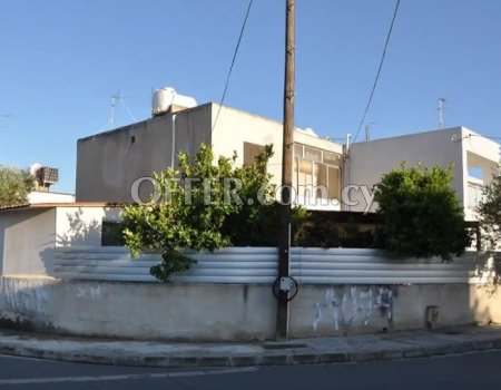 For Sale, Three-Bedroom Semi-Detached House in Strovolos