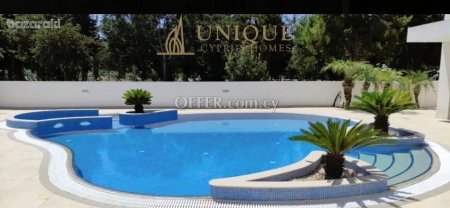 4 Bedrooms Detached Villa in Universal area