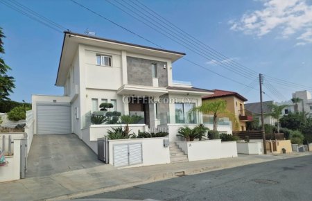 5 Bed Detached House for sale in Agios Athanasios, Limassol