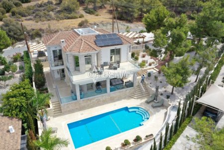 Villa For Sale in Argaka, Paphos - DP4298