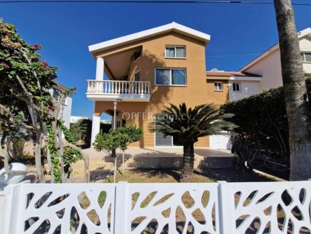 6 Bed Semi-Detached House for rent in Ypsonas, Limassol