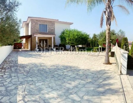 5 BEDROOM VILLA FOR SALE IN POLEMI