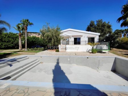 3 Bed Detached Villa for Rent in Pareklisia, Limassol