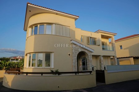 3 Bed Detached Villa for sale in Kissonerga, Paphos