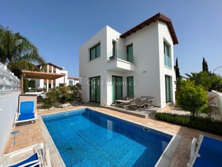 3-bedroom Detached Villa 116 sqm in Paralimni