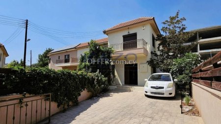 Semi-Detached House for Sale in Palodeia, Limassol