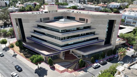 Commercial Building in Agioi Omologites Nicosia