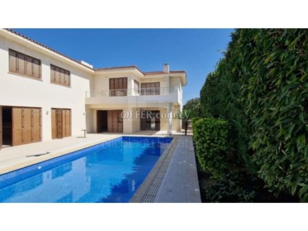 Three plus 1 bedroom Villa in strovolos near Falcon