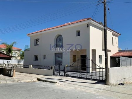 Beautiful Three Bedroom Villa for Rent in Kolossi Area