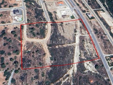 (Residential) in Souni-Zanakia, Limassol for Sale