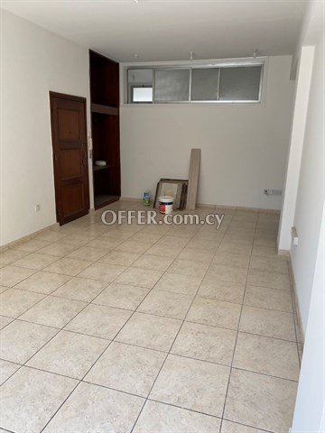 Ground floor office 120 sq.m  in a very good location in Strovolos.
Th