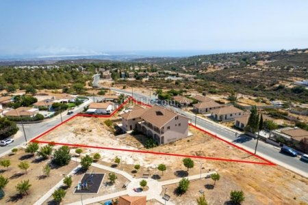 Mixed use for Sale in Souni, Limassol