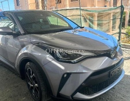 2020 Toyota CHR 1.8L Hybrid Automatic SUV (photo 1)