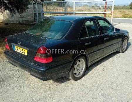 2000 Mercedes C200 2.0L Petrol Automatic Hatchback