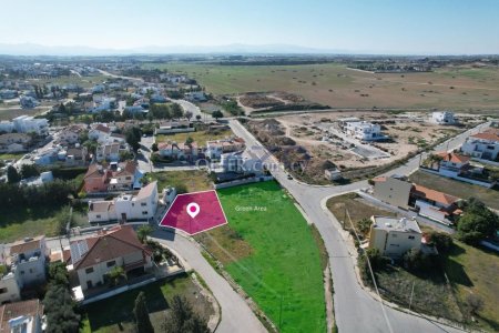 Residential plot adjacent to a green area in Egkomi, Nicosia