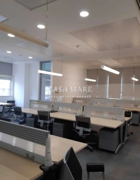 MODERN OFFICE 400 sq.m. IN THE CENTRE OF THE CITY