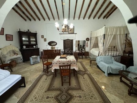 1-bedroom Village House 85 sqm in Lofou