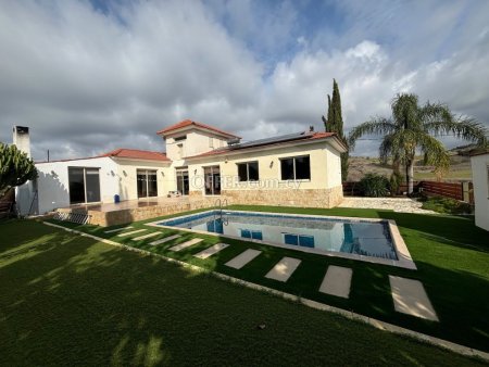 3 Bed Detached House for sale in Monagroulli, Limassol