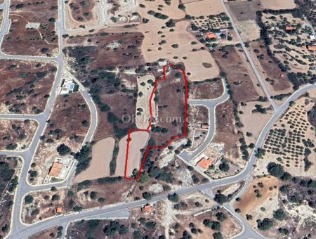 Residential Field for sale in Souni-Zanakia, Limassol