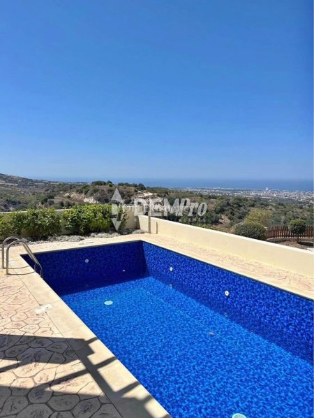 Villa For Rent in Mesa Chorio, Paphos - DP4389