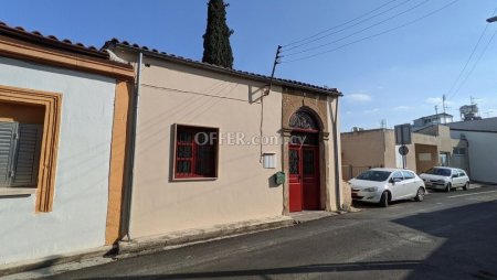 Listed ground floor house in Kaimakli Nicosia