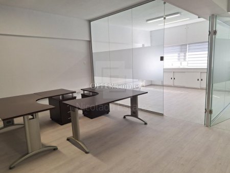 Office space for rent in Anexartisias area 100m2