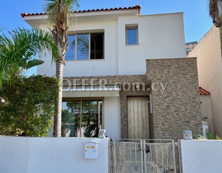 3-bedroom detached house fоr sаle (photo 1)