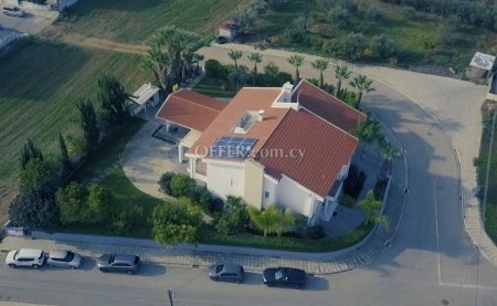 7 Bed Detached Villa for Sale in Latsia, Nicosia