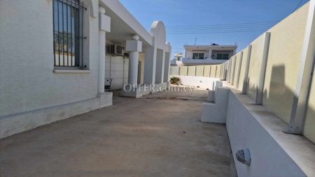 New For Sale €300,000 House (1 level bungalow) 3 bedrooms, Kiti Larnaca