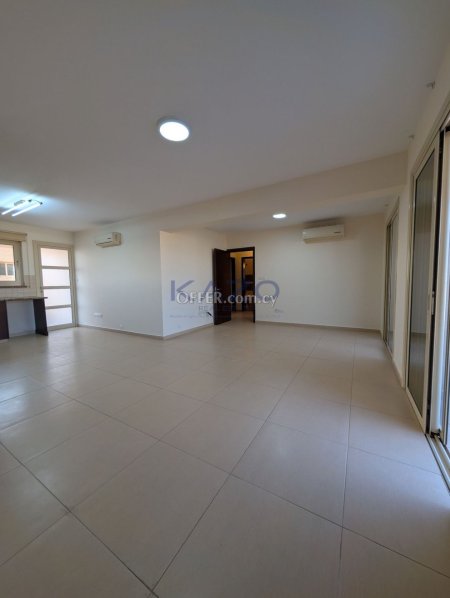 Spacious unfurnished three bedroom apartment for rent Ypsonas